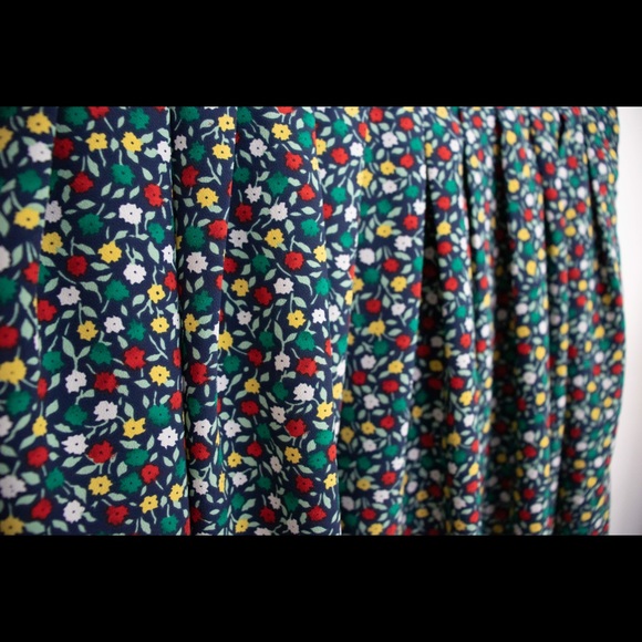 Vintage Floral Midi Skirt - Picture 3 of 3